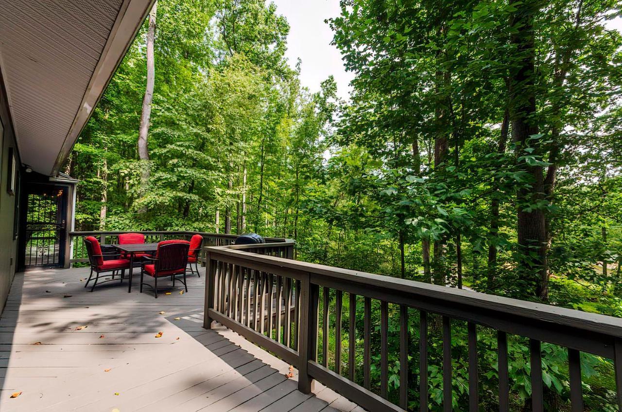 Secluded Oasis W Hot Tub, Screened-In Porch, Wifi! Беркли-Спрингс Экстерьер фото